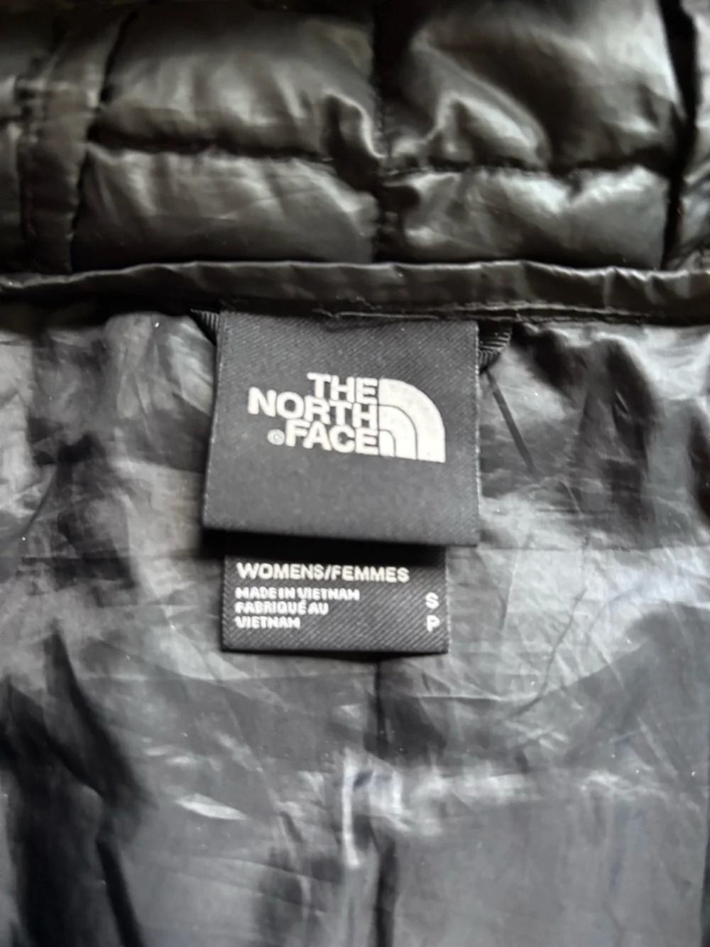 The North Face Thermaboll Women's Puffer Jacket - Picture 5 of 10